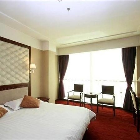 Qingpu Family Hotel Shanghai Bagian luar foto